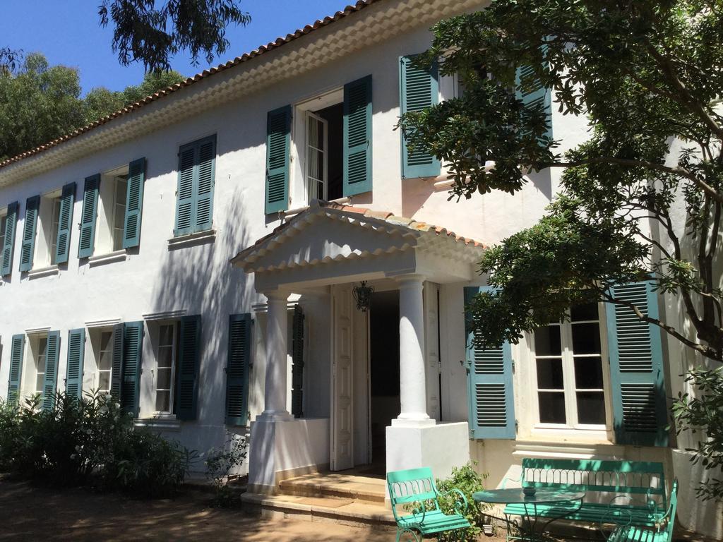Le Manoir De Port-Cros Hotel Exterior photo